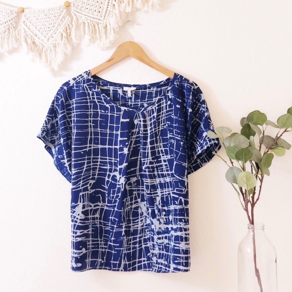 Joie 100% Silk Short Sleeve Blouse